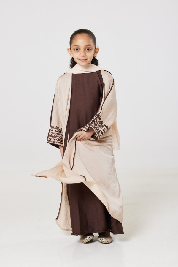 Mini Aminah - Image 4