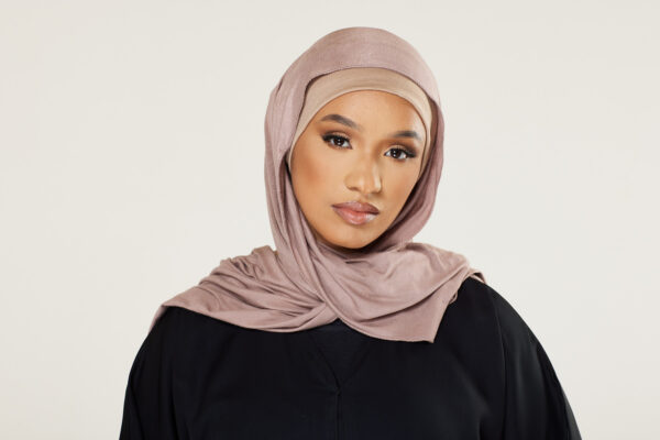 Jersey Instant Hijab - Dark Nude - Image 2