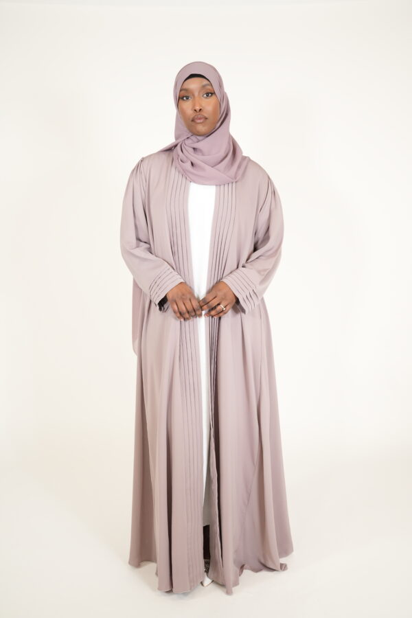 Mauve Pleated Flow Abayah