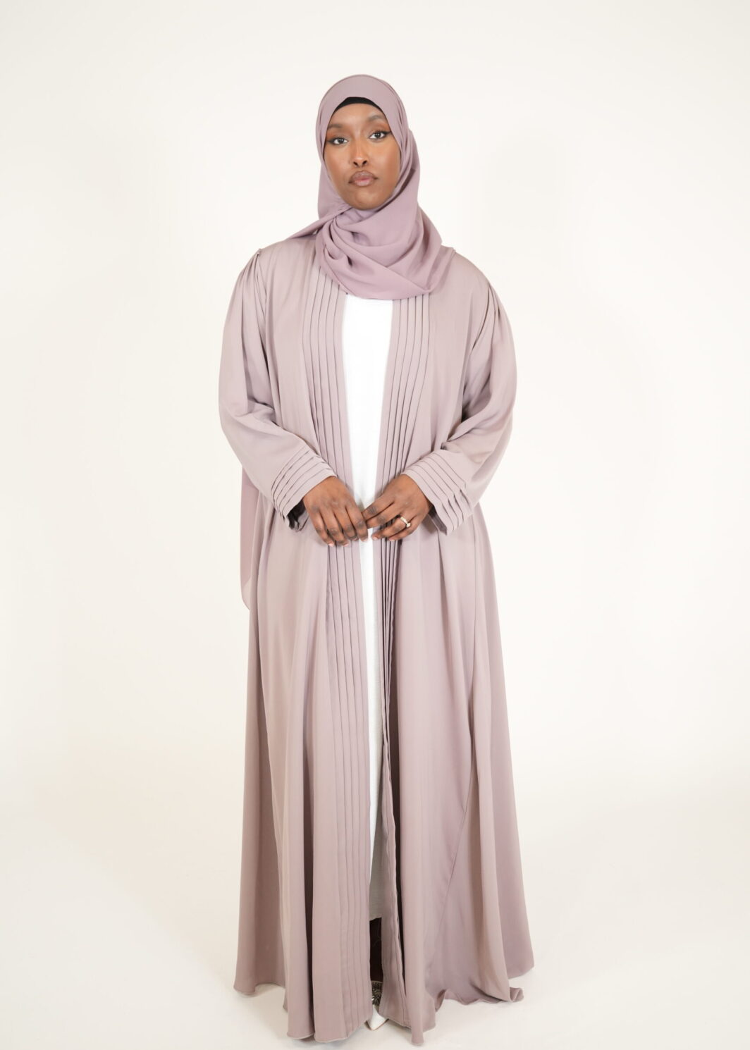 Mauve Pleated Flow Abayah